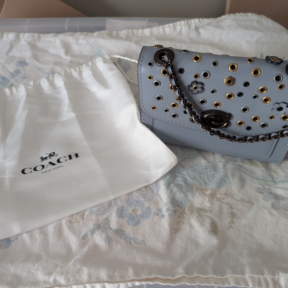 Coach Women's Light Gray Grommet-Embellished Shoulder Bag